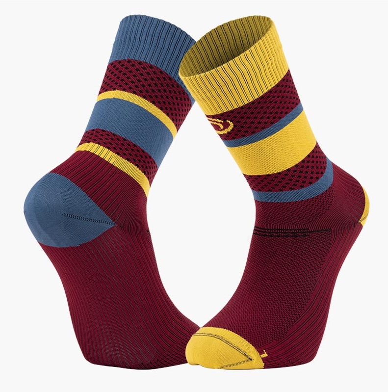 LIGHT RUN High Socks Burgundy/Yellow